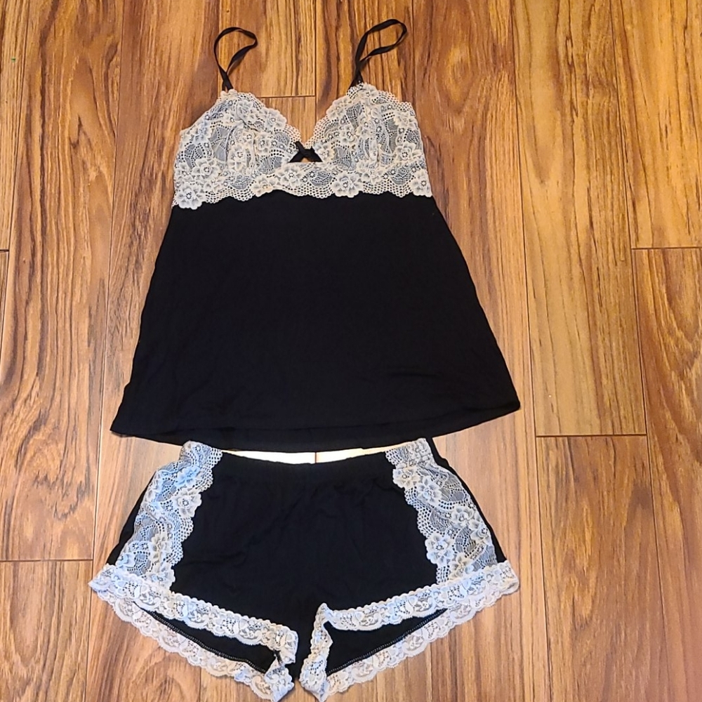 Adore me sleep set !